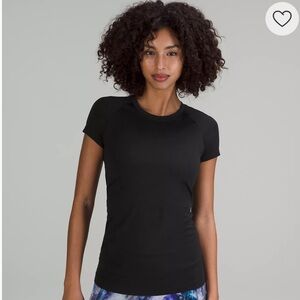 Lululemon Swiftly Tech Short-Sleeve Shirt 2.0
Hip Length